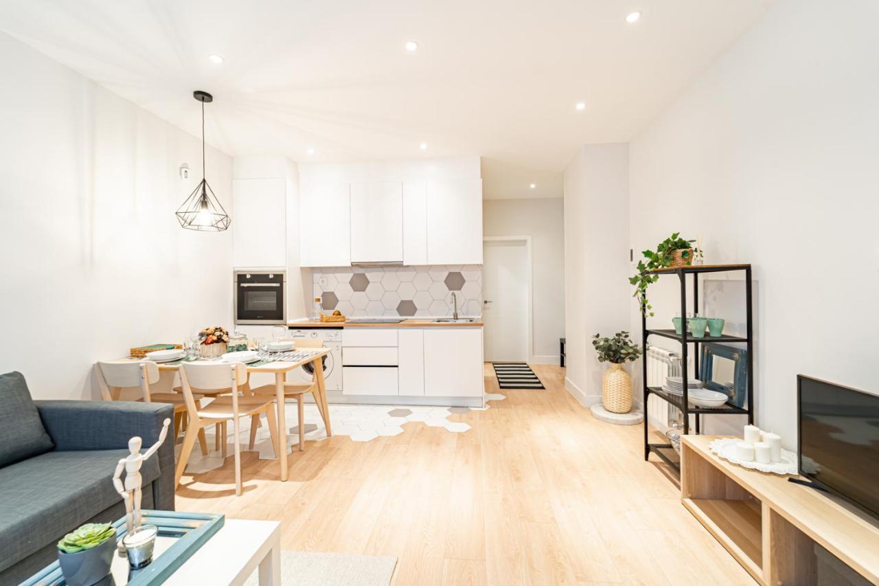 Edsam Madrid Apartments White Eksteriør billede