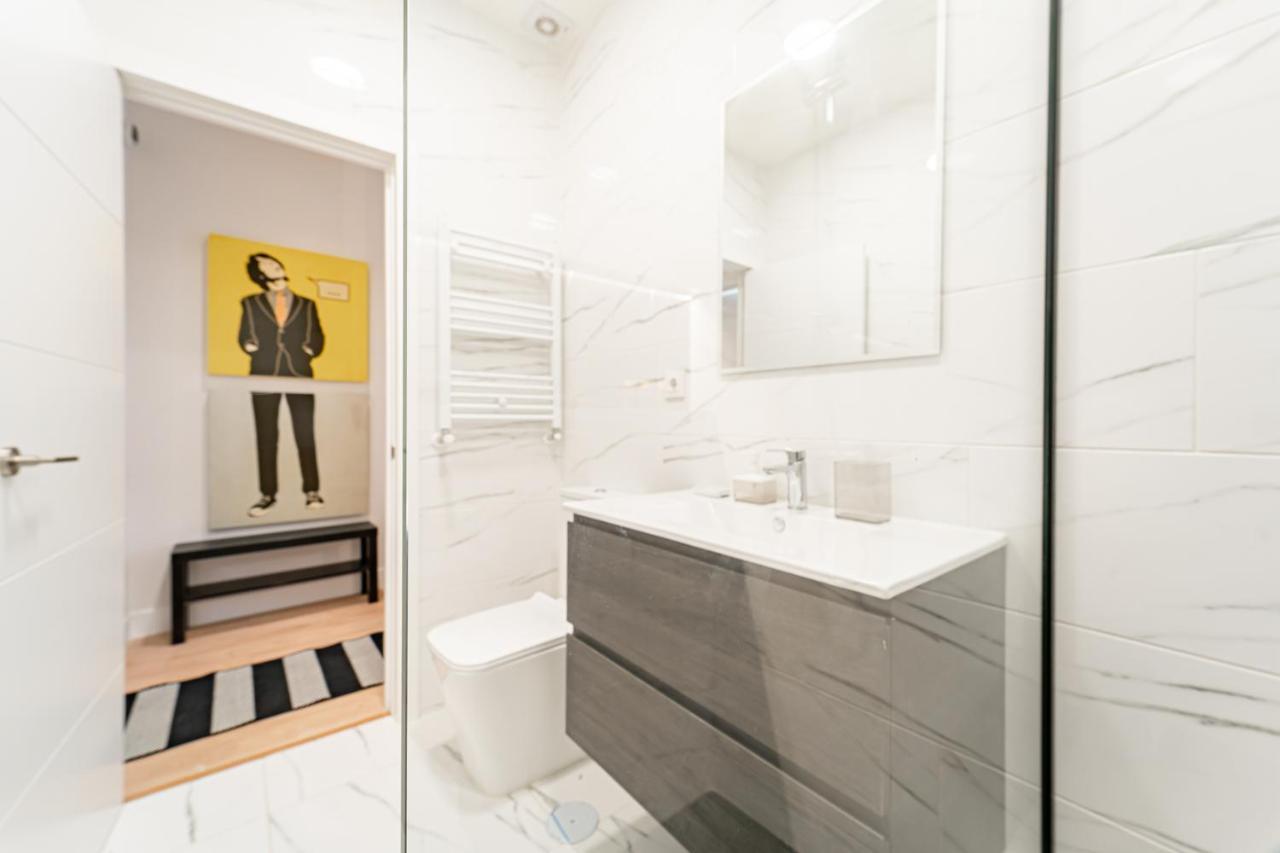 Edsam Madrid Apartments White Eksteriør billede